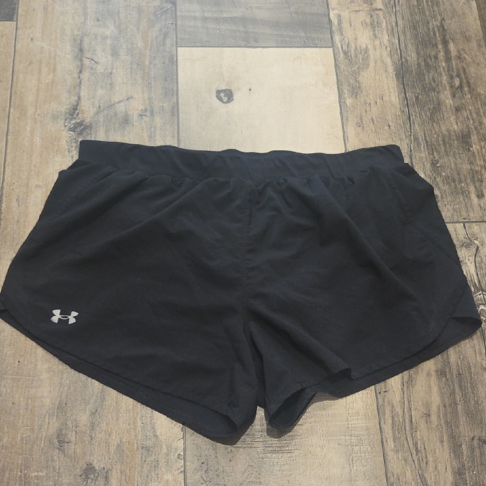 Under Armour Women's Athletic Black Shorts Xl